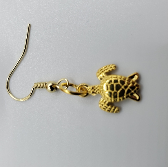 Gold plated 925 silver sea turtle earrings handmade stamped - Picture 3 of 8